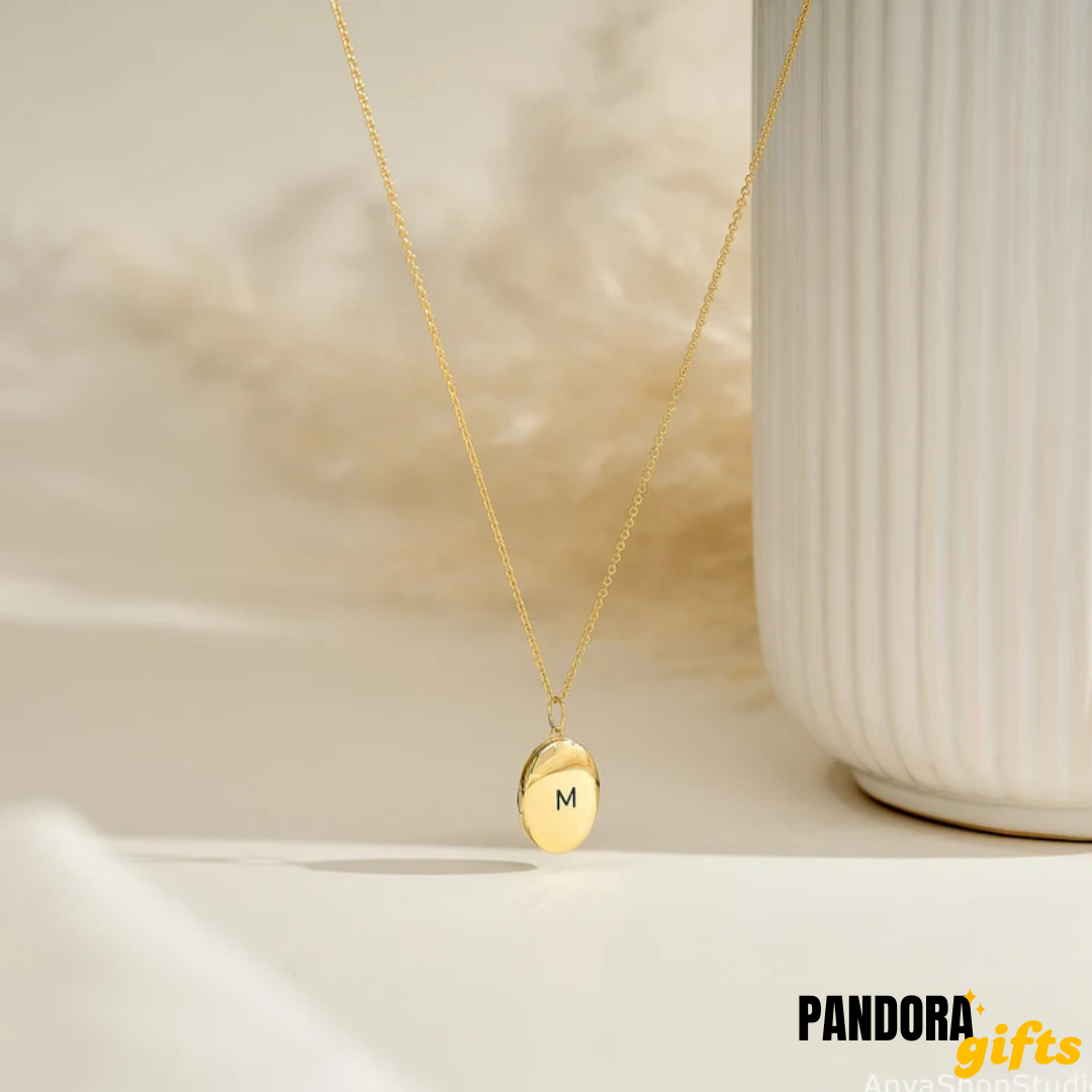 Locket Necklace with Photo, Engraved Oval Necklace, Photo Necklace in Gold, Memorial Jewelry, Christmas Gift, Anniversary Gift, Mom Gift