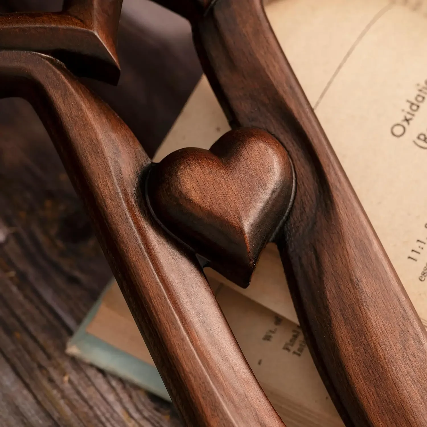 Agapé – The Sacrificial Love Cross